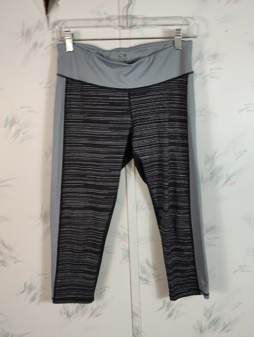 Women's Champion Duo Dry Leggings Size m Black Grey Athletic Pants